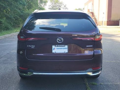 Used 2024 MAZDA CX-90 Plug-In Hybrid w/ Premium Pkg AWD/4WD image 4