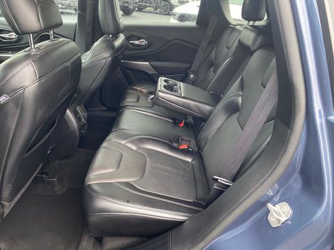 Used 2021 Jeep Cherokee Limited AWD/4WD image 23