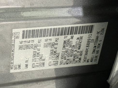 Used 2023 Nissan Rogue SV w/ SV Premium B Package image 24