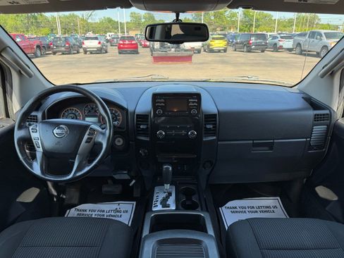 Used 2014 Nissan Titan SV AWD/4WD image 20