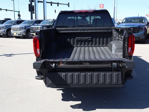 New 2026 GMC Sierra 1500 Denali w/ Technology Package AWD/4WD image 16