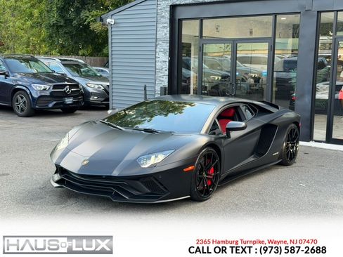 Used 2018 Lamborghini Aventador S AWD/4WD image 10
