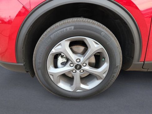 Used 2025 Ford Escape ST-Line image 14