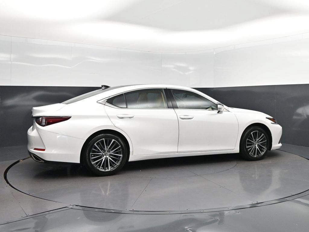 Certified 2024 Lexus ES 350 w/ Premium Package FWD image 8
