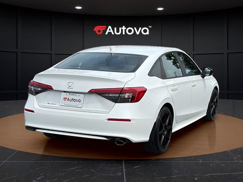 Used 2023 Honda Civic Sport image 5