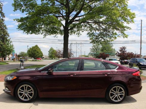 Used 2017 Ford Fusion SE w/ Equipment Group 201A AWD/4WD image 6