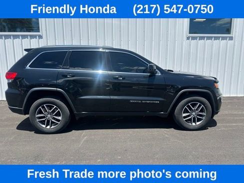 Used 2018 Jeep Grand Cherokee Laredo AWD/4WD image 8