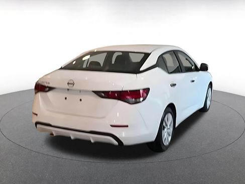 Used 2025 Nissan Sentra S FWD image 8