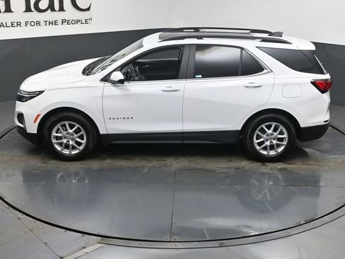 Used 2024 Chevrolet Equinox LT w/ LPO, Floor Liner Package image 42