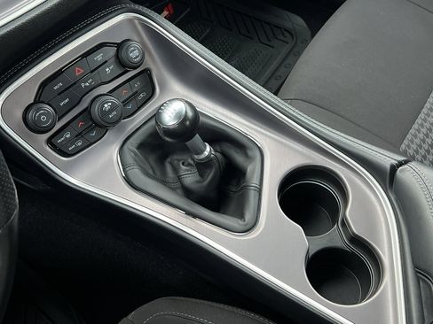 Used 2022 Dodge Challenger R/T w/ Blacktop Package image 20