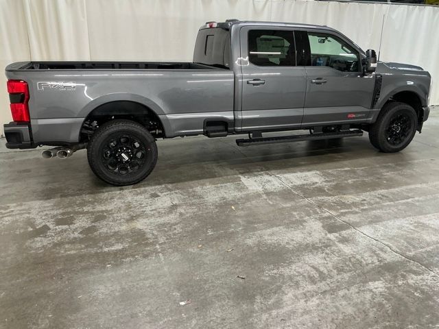 New 2026 Ford F350 Lariat w/ Black Appearance Package AWD/4WD image 2