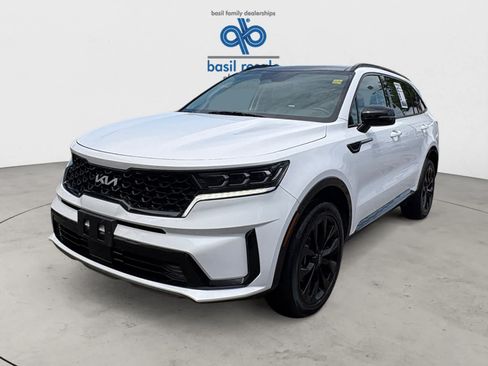 Used 2023 Kia Sorento SX AWD/4WD image 2