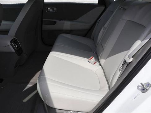 New 2025 Hyundai Ioniq 6 SEL image 24