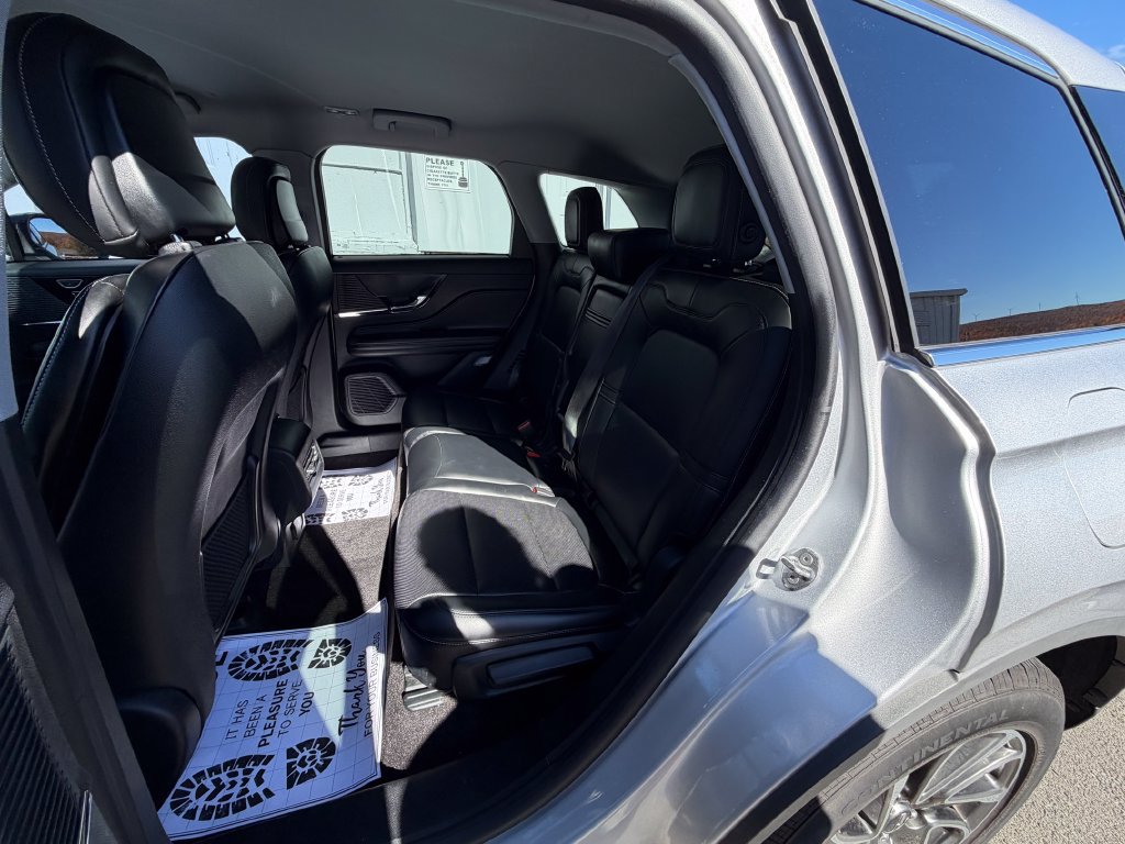 Used 2020 Lincoln Corsair AWD w/ Equipment Group 101A image 9