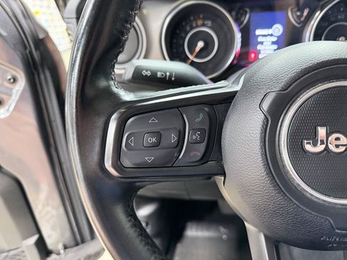 Used 2022 Jeep Gladiator Sport AWD/4WD image 39