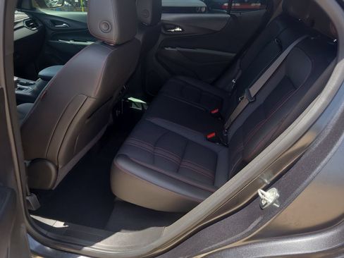 Used 2022 Chevrolet Equinox RS FWD image 9