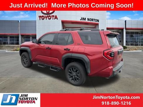 Used 2026 Toyota 4Runner SR5 AWD/4WD image 6
