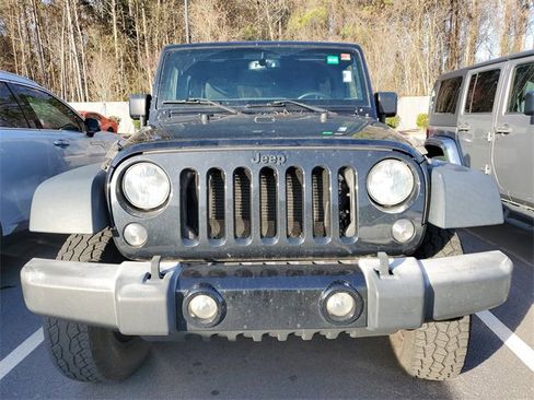 Used 2016 Jeep Wrangler Unlimited Willys image 2
