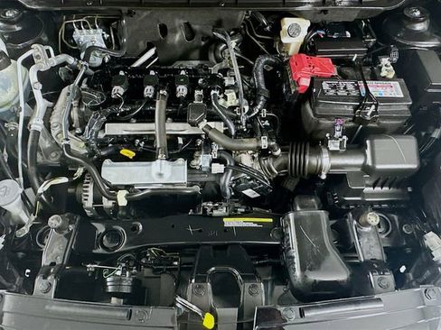 Certified 2024 Nissan Kicks S image 28