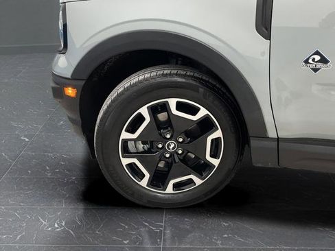 Used 2022 Ford Bronco Sport Outer Banks AWD/4WD image 32