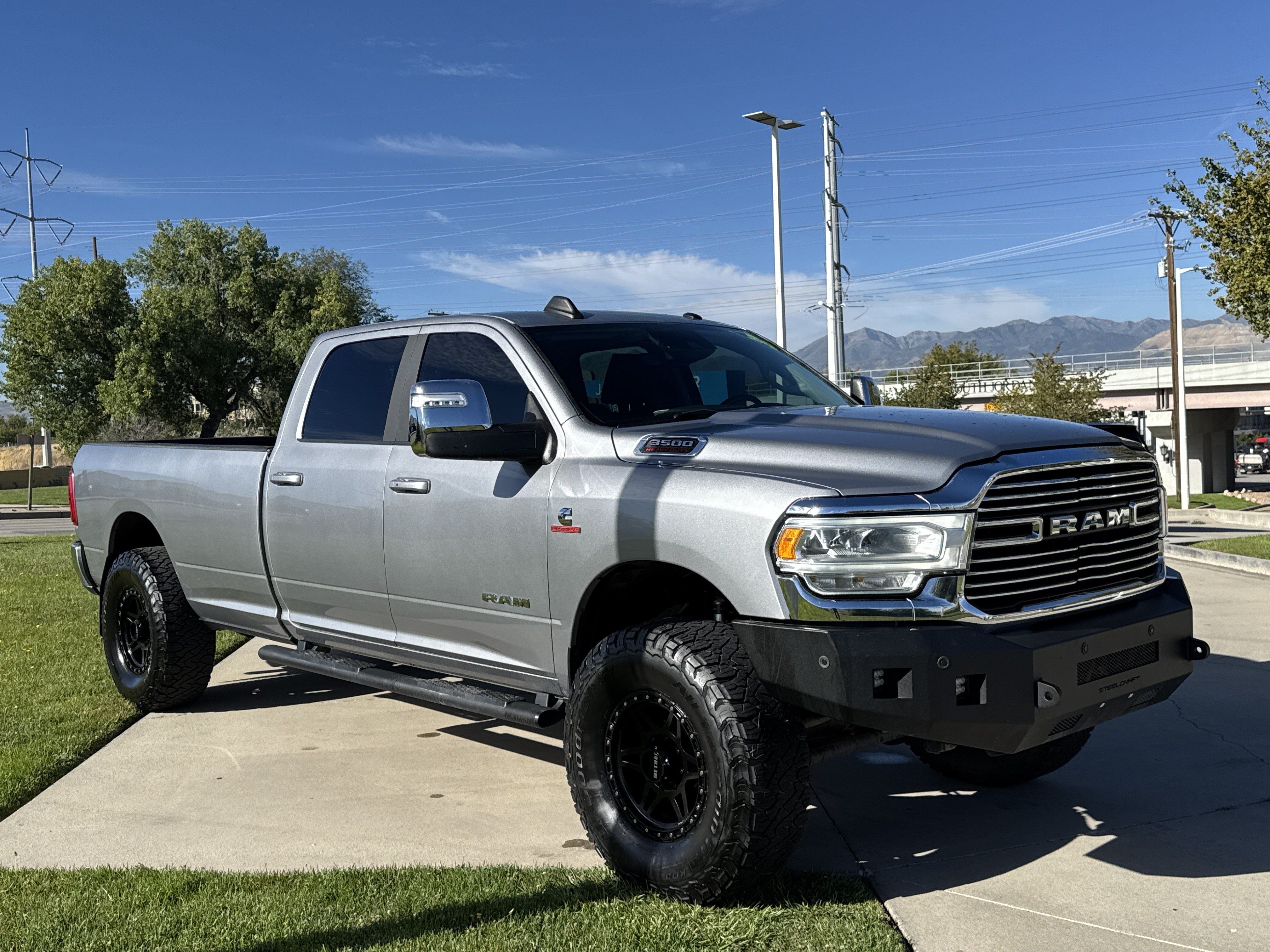 Used 2024 RAM 3500 Laramie w/ Safety Group AWD/4WD image 7