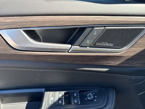 New 2026 Volkswagen Atlas SEL Premium R-Line AWD/4WD image 22