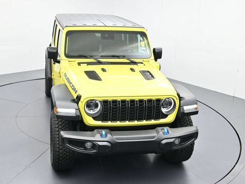 Used 2024 Jeep Wrangler Unlimited Rubicon 4xe AWD/4WD image 4