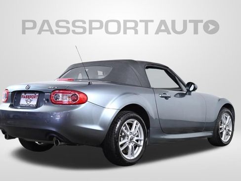 Used 2013 MAZDA MX-5 Miata Sport RWD image 15