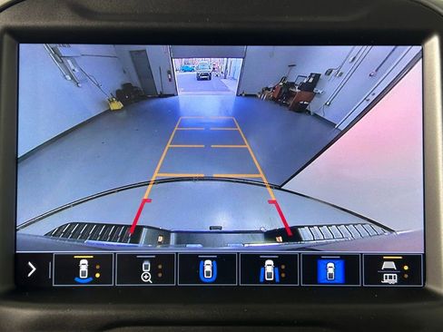 Used 2022 Chevrolet Silverado 2500 LTZ w/ LTZ Premium Package image 21