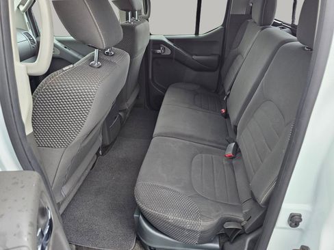 Used 2015 Nissan Frontier PRO-4X image 23