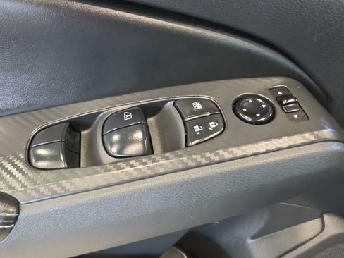 Used 2025 Nissan Altima 2.5 SV FWD image 20