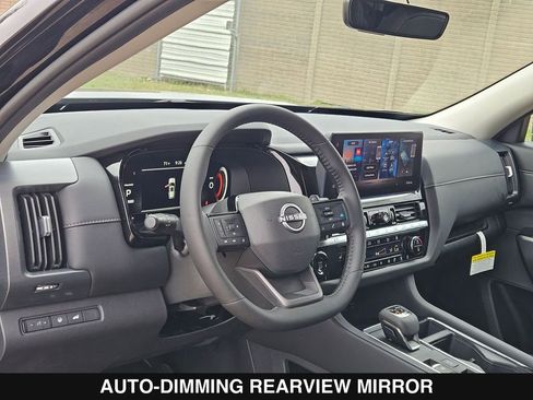 New 2026 Nissan Pathfinder SL image 13