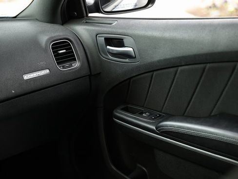 Used 2023 Dodge Charger SXT image 27