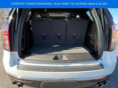 Used 2024 Chevrolet Tahoe Premier image 4