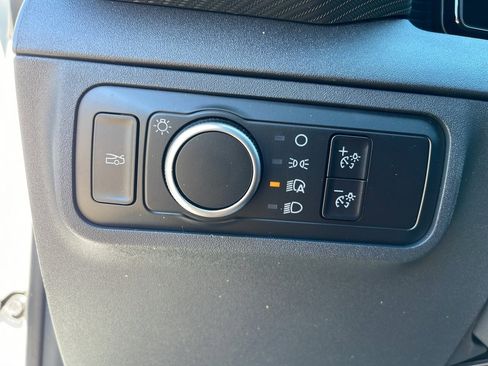 Certified 2025 Ford Mustang Coupe image 25