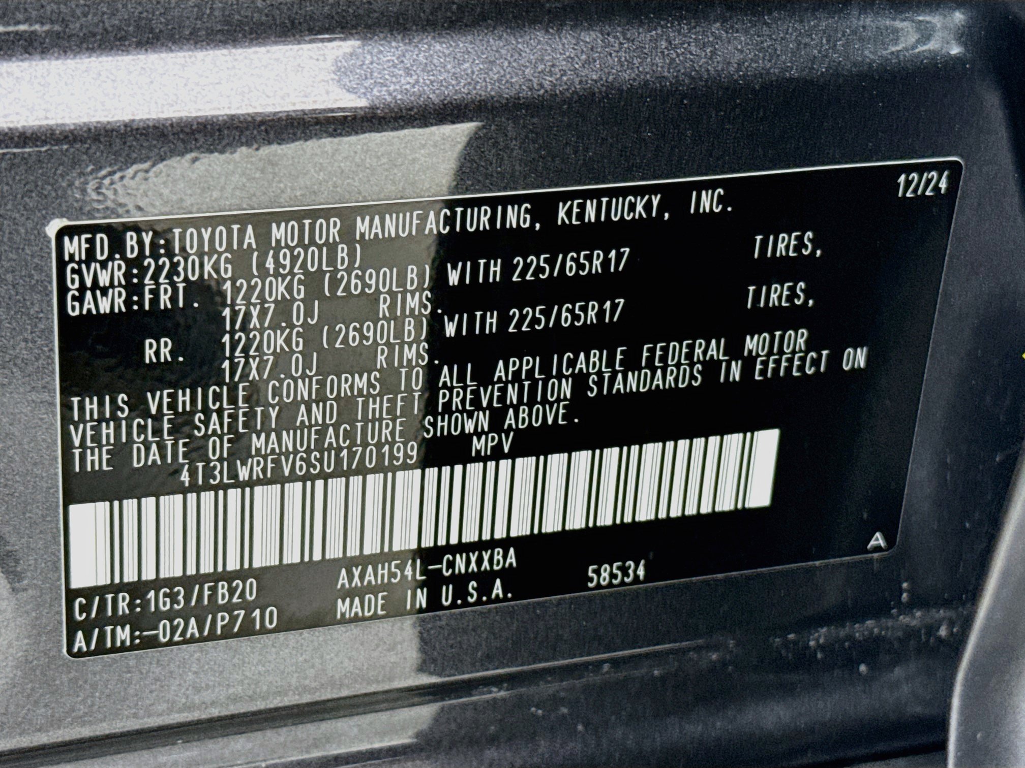 Used 2025 Toyota RAV4 LE AWD/4WD image 28