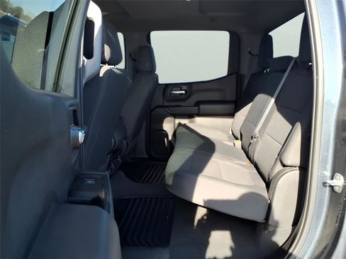 Used 2022 Chevrolet Silverado 1500 Custom image 11