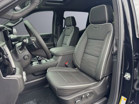 New 2026 GMC Sierra 1500 AT4X w/ LPO, Black Badging Package AWD/4WD image 14