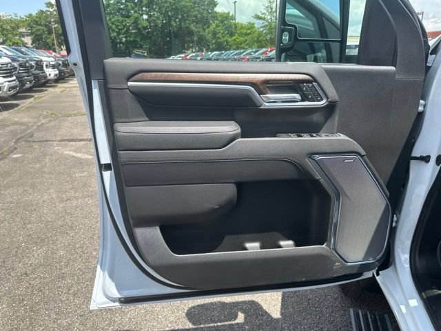New 2026 Chevrolet Silverado 2500 High Country w/ High Country Premium Package AWD/4WD image 11