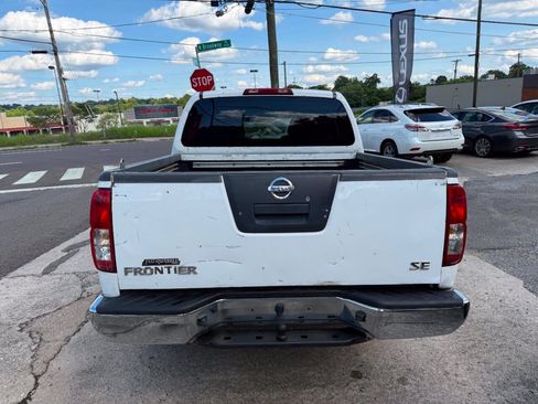 Used 2008 Nissan Frontier SE w/ SE Value Truck Pkg RWD image 7