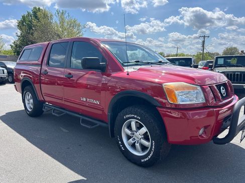 Used 2012 Nissan Titan PRO-4X image 3