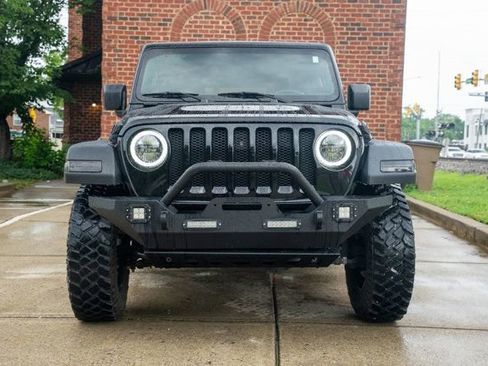 Used 2021 Jeep Wrangler Sport AWD/4WD image 2