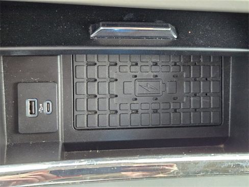 Certified 2024 Ford Expedition Max XLT image 25