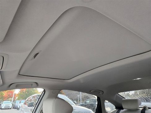 Used 2020 Honda Accord EX image 22