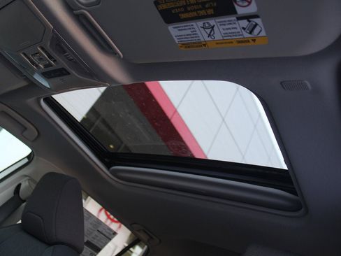 Used 2025 Toyota RAV4 XLE w/ Convenience Package image 3