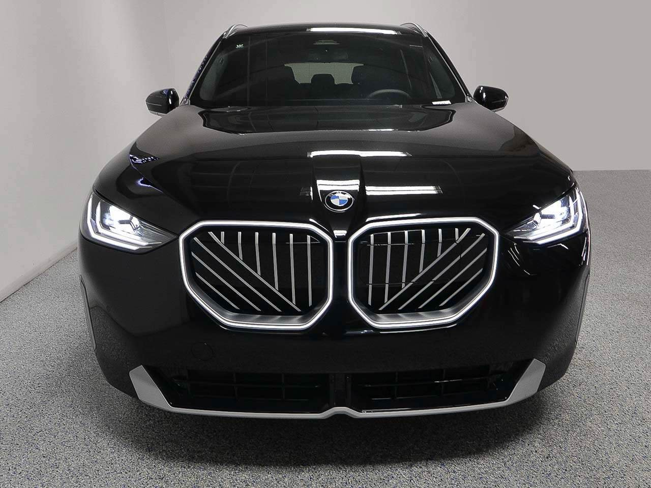 Used 2026 BMW X3 xDrive30i AWD/4WD image 2