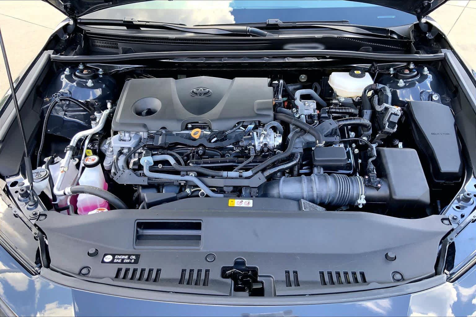 Used 2025 Toyota Camry SE w/ Multimedia Upgrade Package FWD image 29