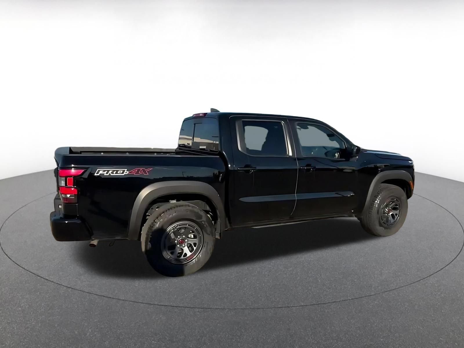 Used 2026 Nissan Frontier PRO-4X AWD/4WD image 13