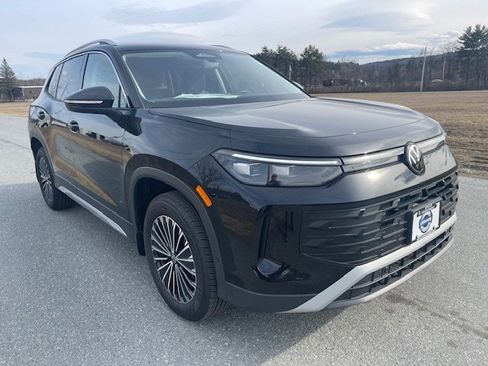 New 2026 Volkswagen Tiguan S image 4