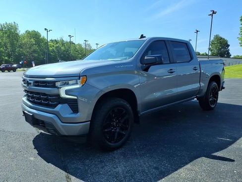Used 2024 Chevrolet Silverado 1500 RST w/ Convenience Package II AWD/4WD image 3